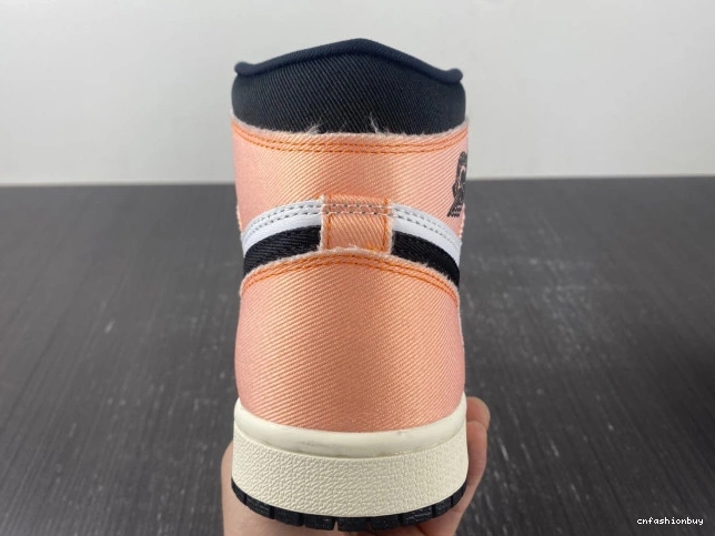 OG DX0054-805 High 1 Retro Jordan Skyline 0910